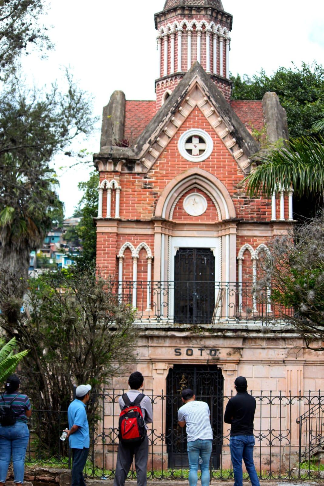 Mausoleo de la Familia Soto, Cementerio General de Tegucigalpa, Honduras