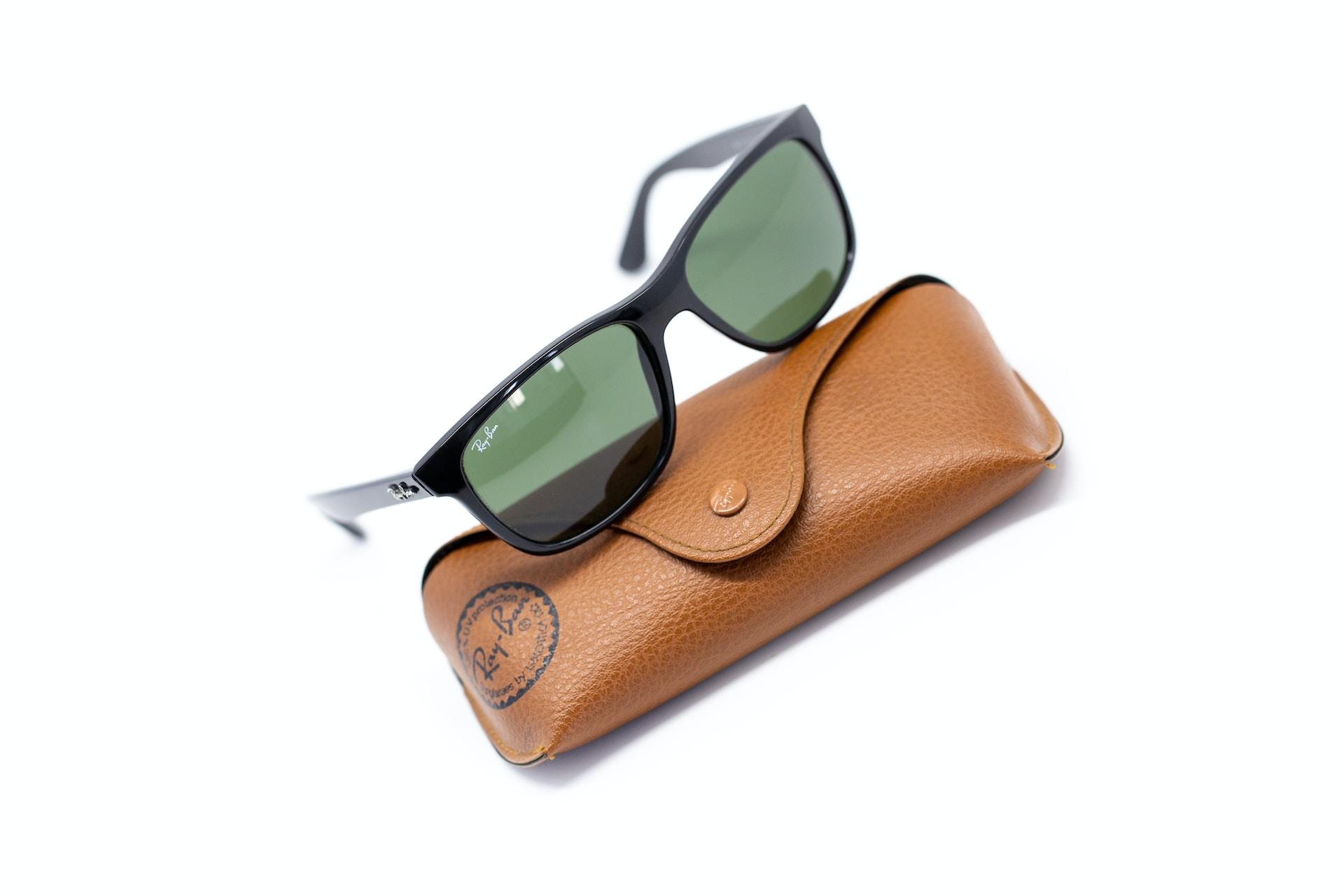 Wayfarer model