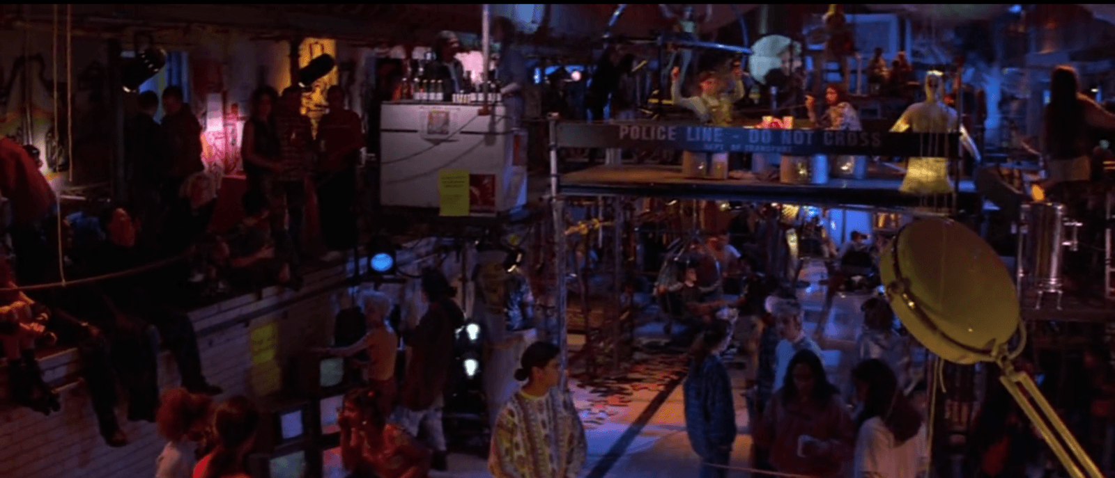 Pictureof Cyberdelia, a sort of hackerspace arcade, from the movie Hackers (1995) 