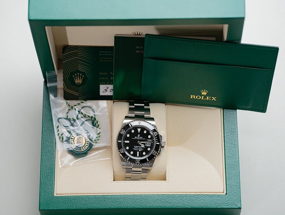 Dropping on August 28 on 4K.com — ROLEX 41MM SUBMARINER DATE 2021 — FULL SET (BOX & PAPERS) –126610LN. Retail Price: $9,150.00. Secondary
Market Price: ~$15,850.00.