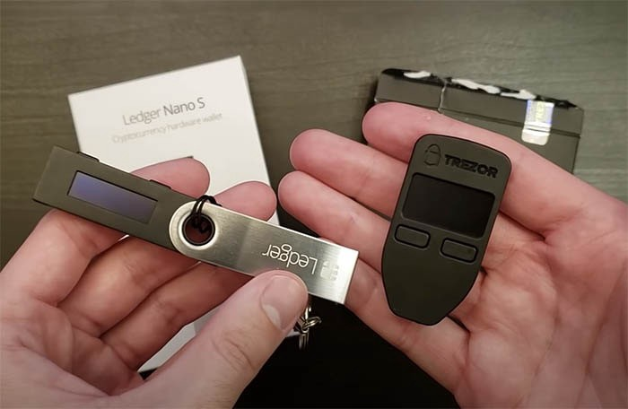 Hardware Wallet: A tiny device that will allow you to sleep better