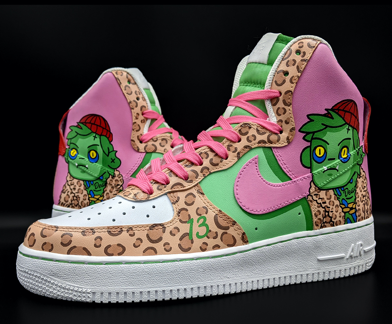 Deadfellaz owners have the chance to win a customized pair of Air Forces Ones with their NFT featured on them. The raffle will be powered by Chainlink VRF.