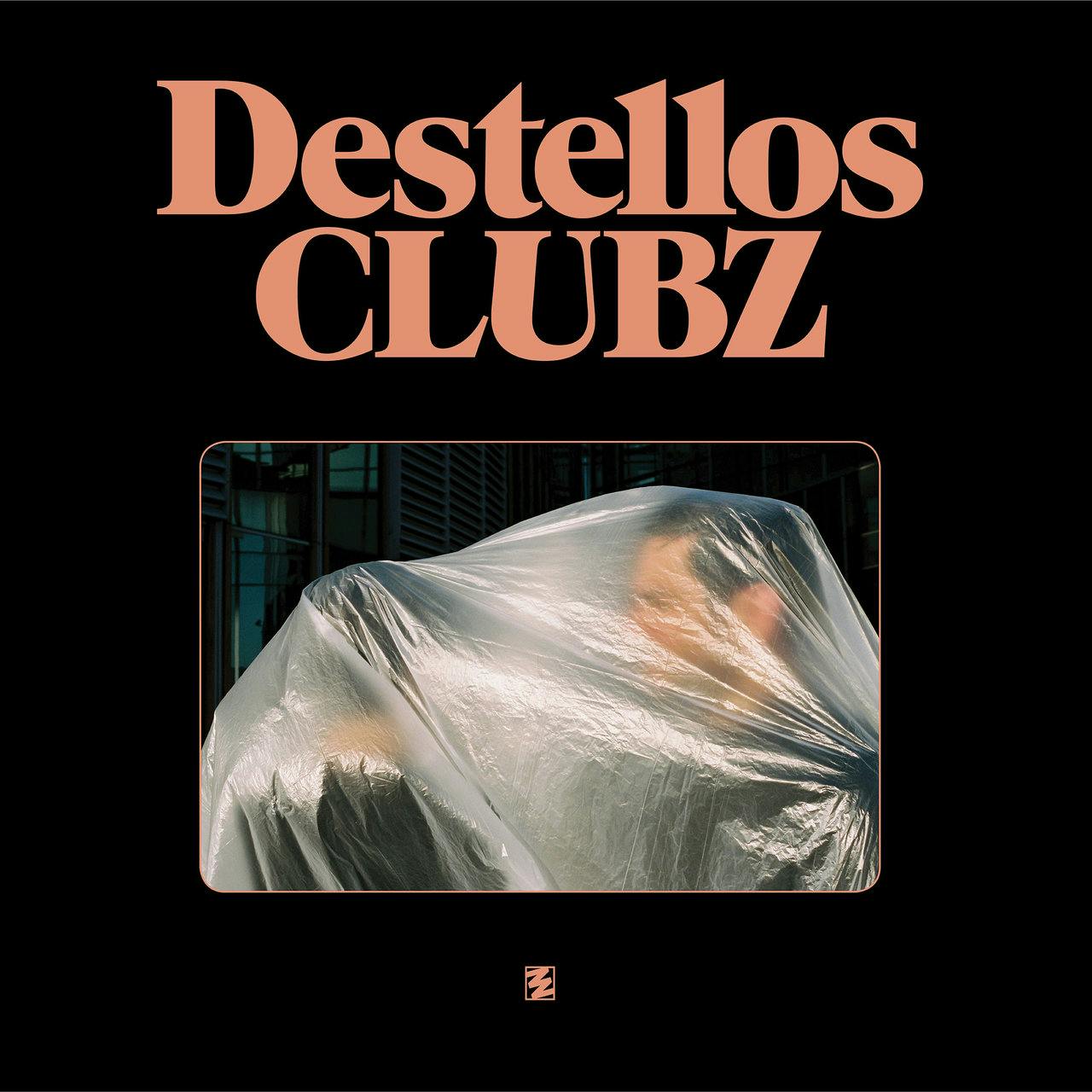 love this record. I first found out about Clubz through Youtube and their music videos and I really enjoyed their music. They have such a fresh sound and on top of their production, the songs are super catchy and very pop. Super danceable record. Some of my favorites off this one are Réplica and Popscuro. 